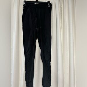 Lululemon joggers